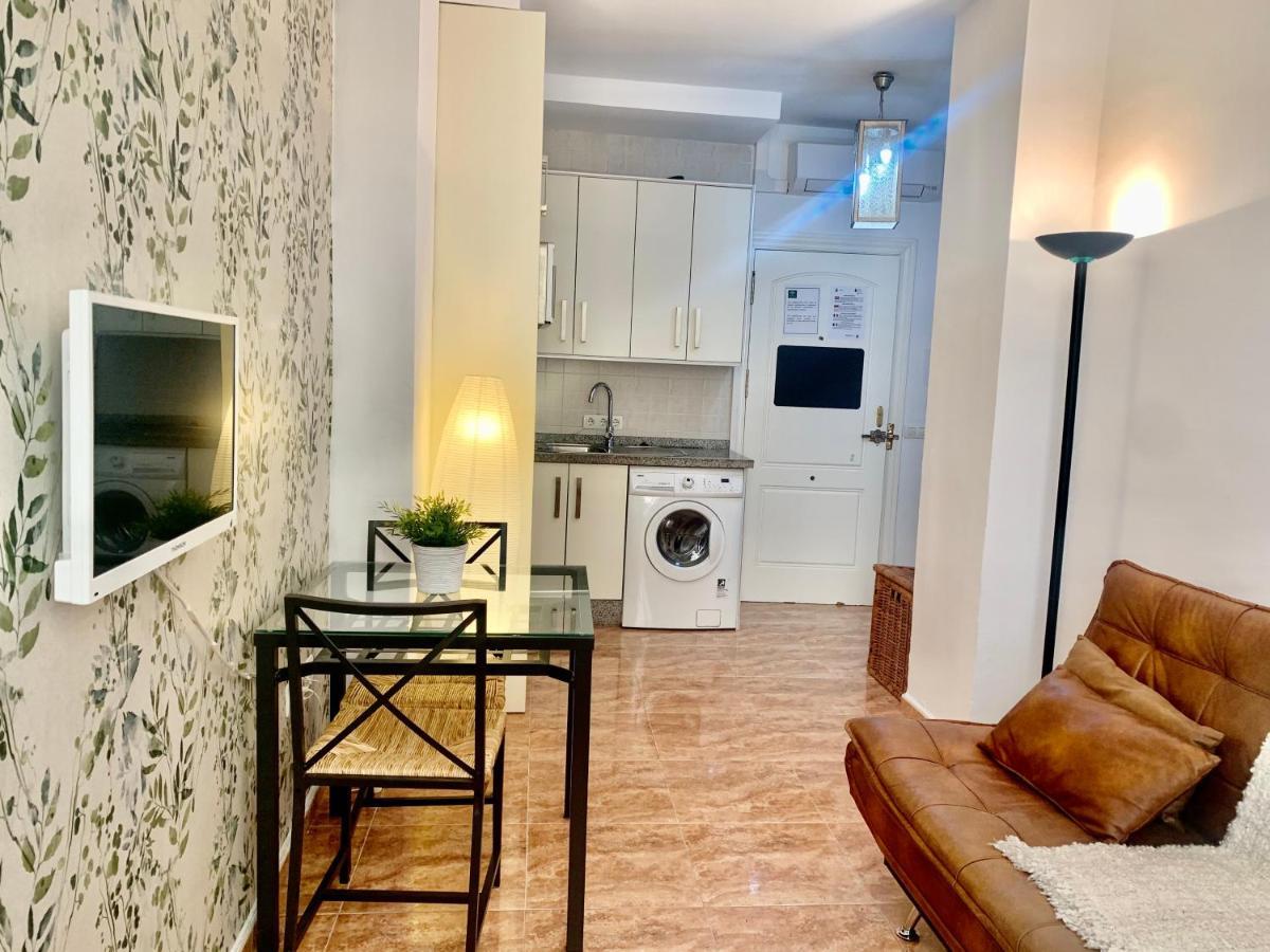 Lyrioshomes Malaga La Merced Centro Buitenkant foto